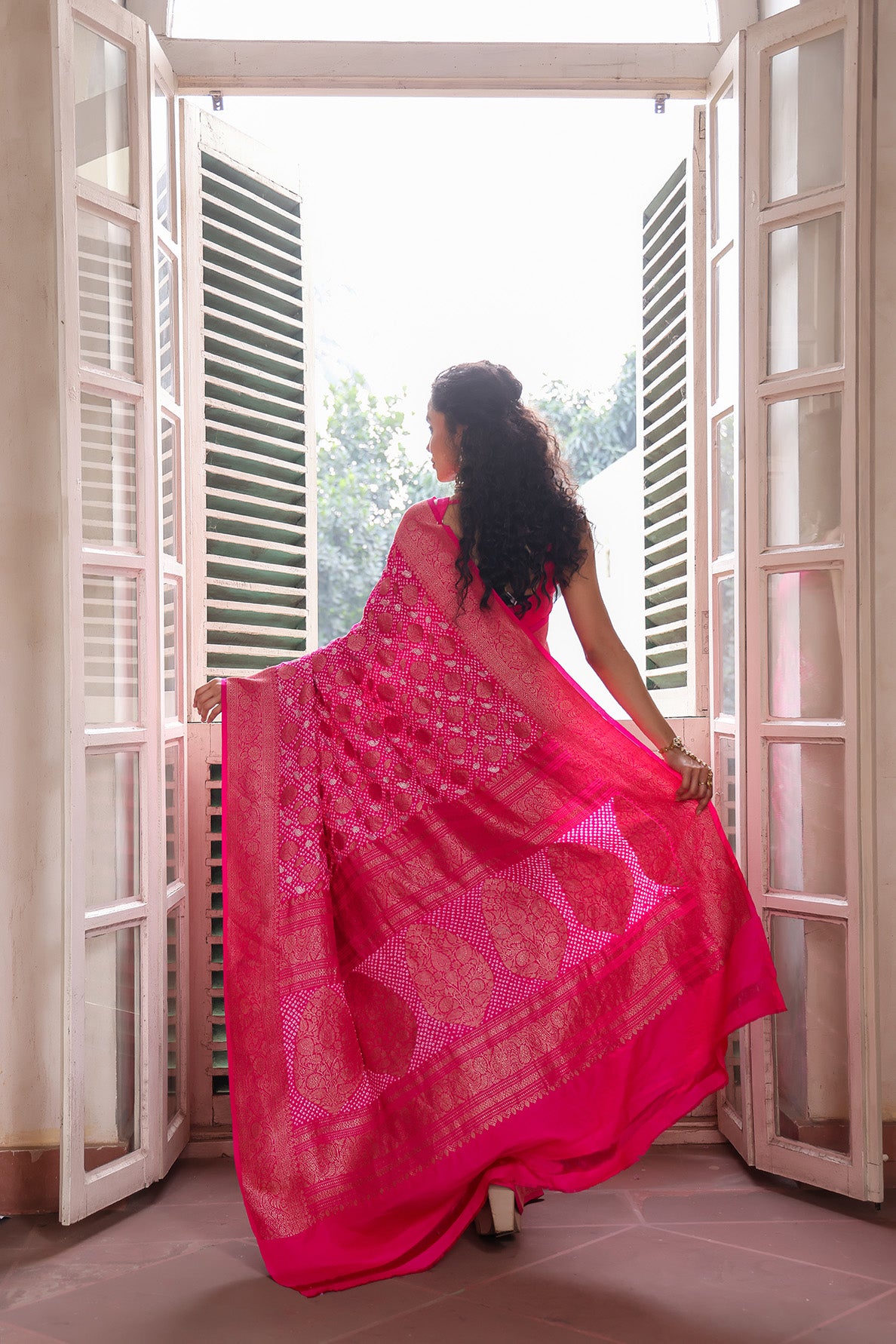 Fuchsia Pink Colour Pure Banarasi Silk Bandhani Saree