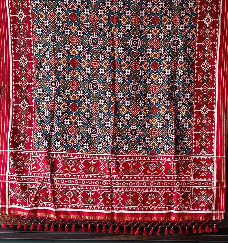 Blue and Red Paan Bhaat Pure Silk Double Ikat/Patan Patola Dupatta