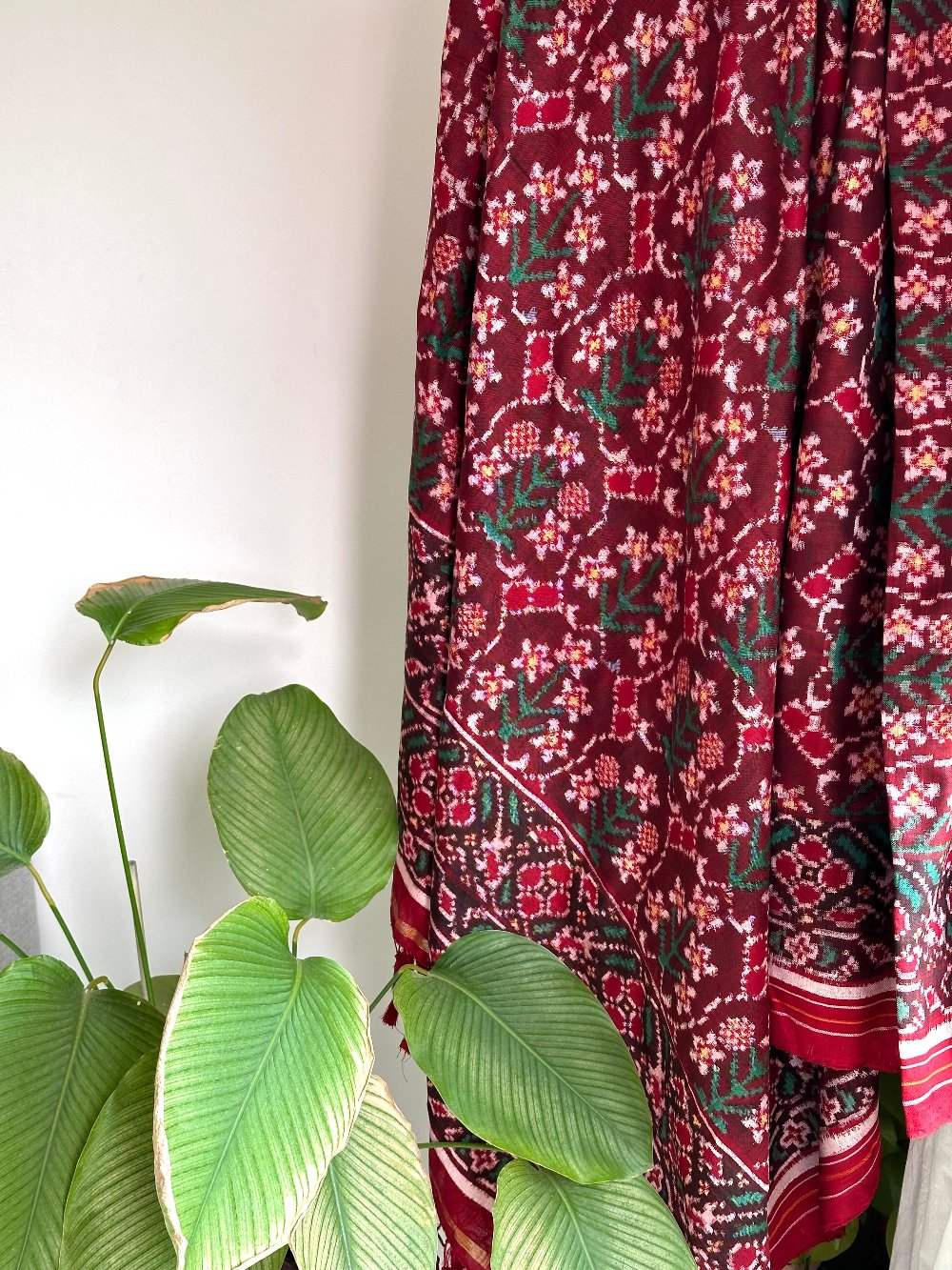 Red Floral Theme Pure Silk Double Ikat/Patan Patola Dupatta