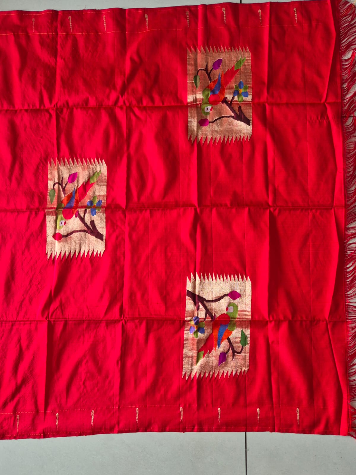 red-parrot-silk-paithani-blouse