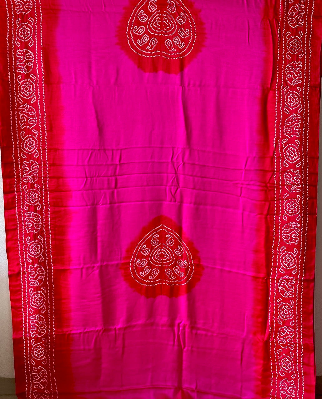 Rani Pink and Red Circle Theme Pure Gajji Silk Bandhani Saree