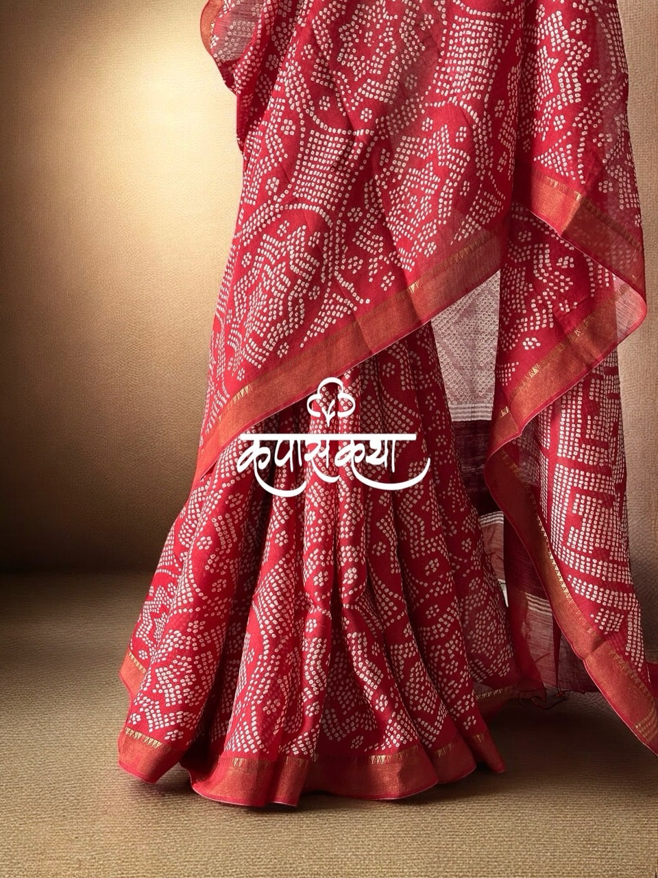 red-reverie-munga-silk-bandhani-saree