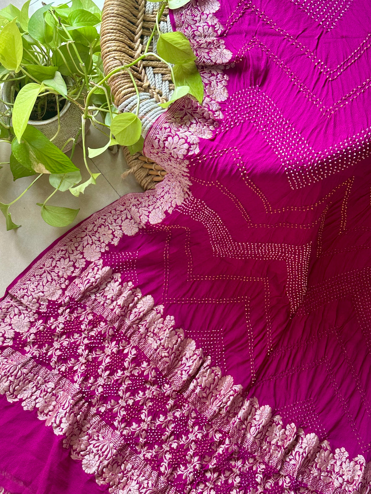 regal-magenta-bandhani-banarasi-georgette-dupatta