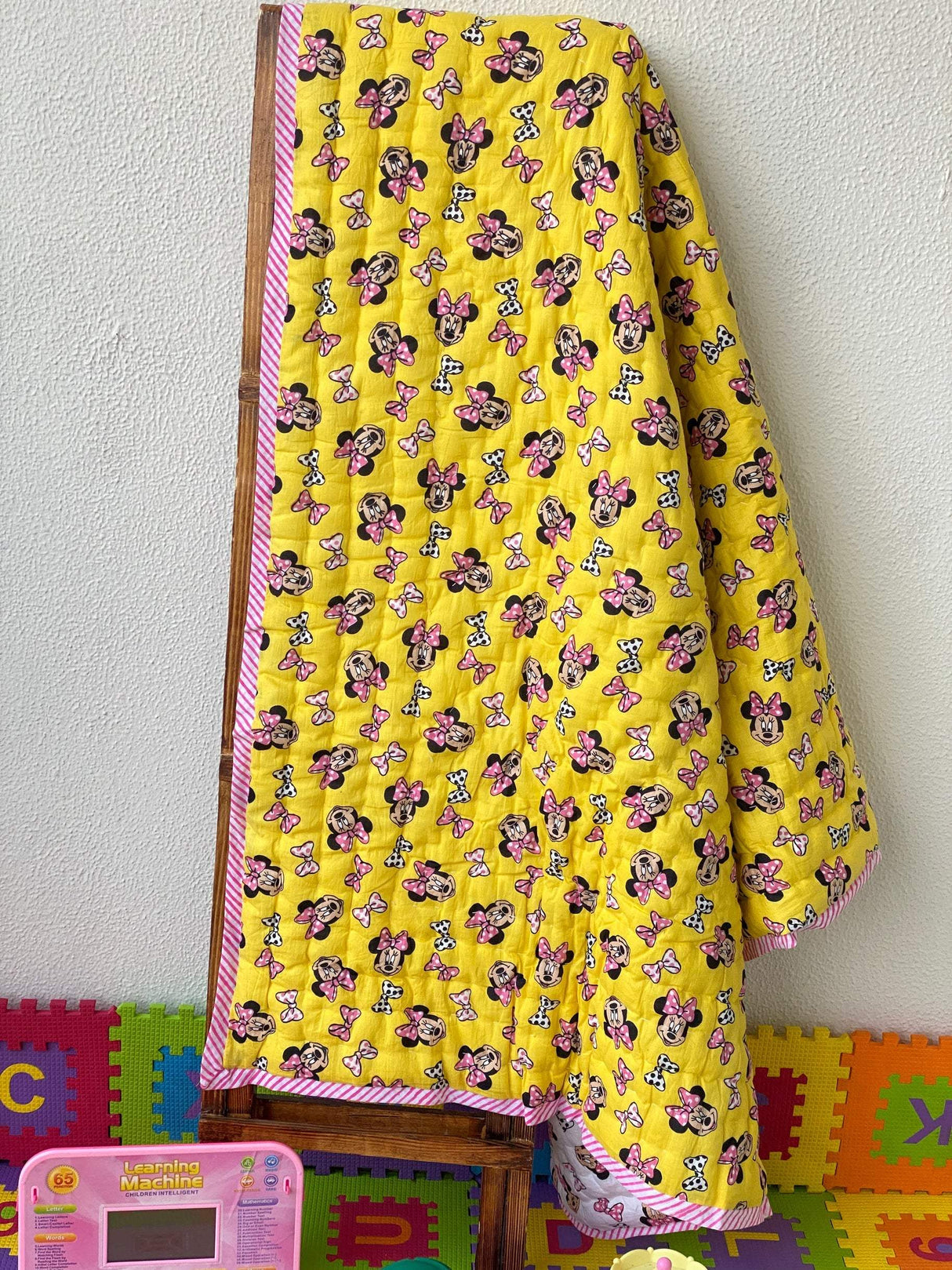 soft-eco-friendly-minnie-mouse-themed-kids-quilt-for-birthday-return-favors-in-uae-and-singapore