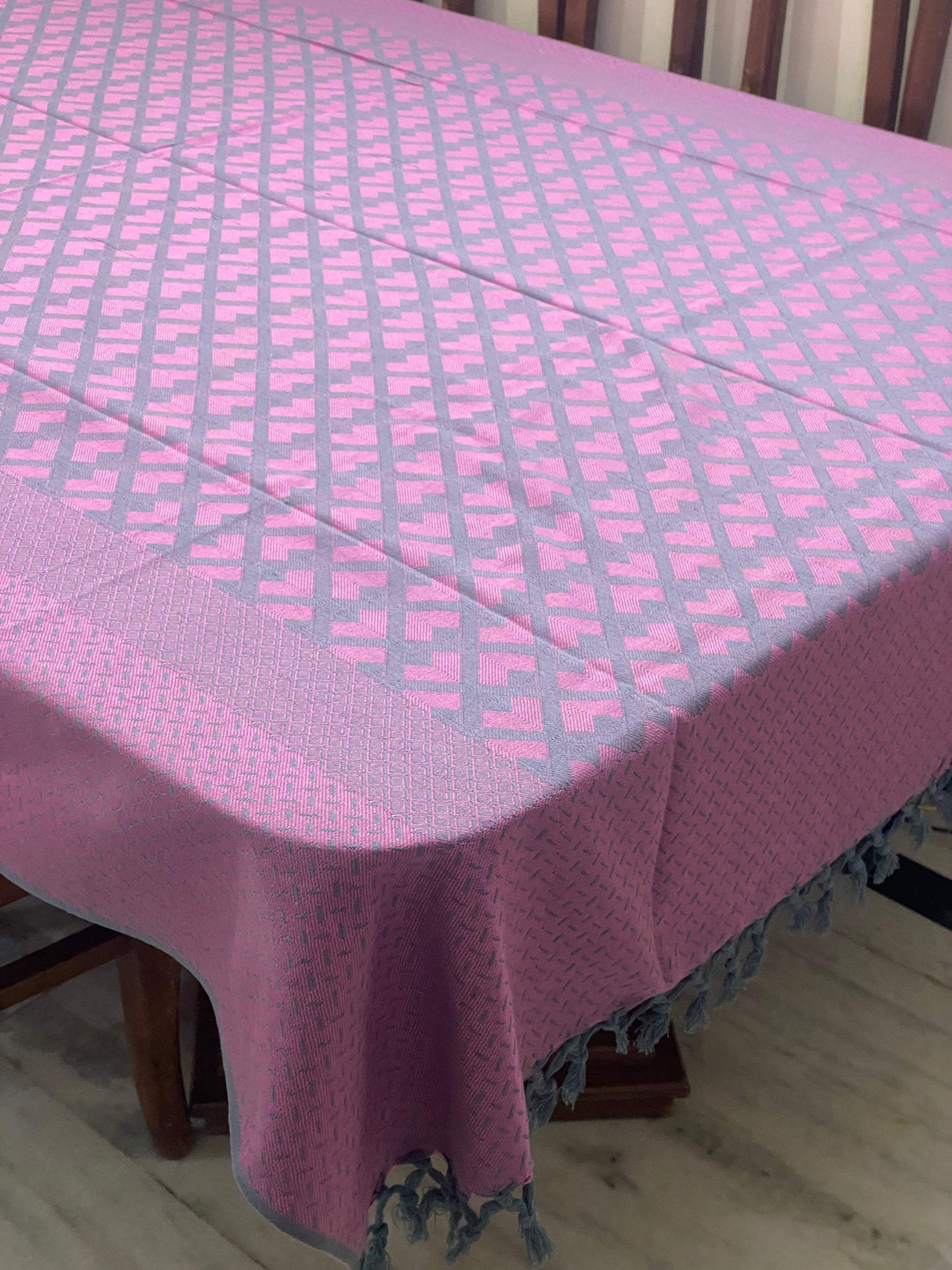 reversible-purple-grey-theme-woven-cotton-table-cloth-6-seater-side-view