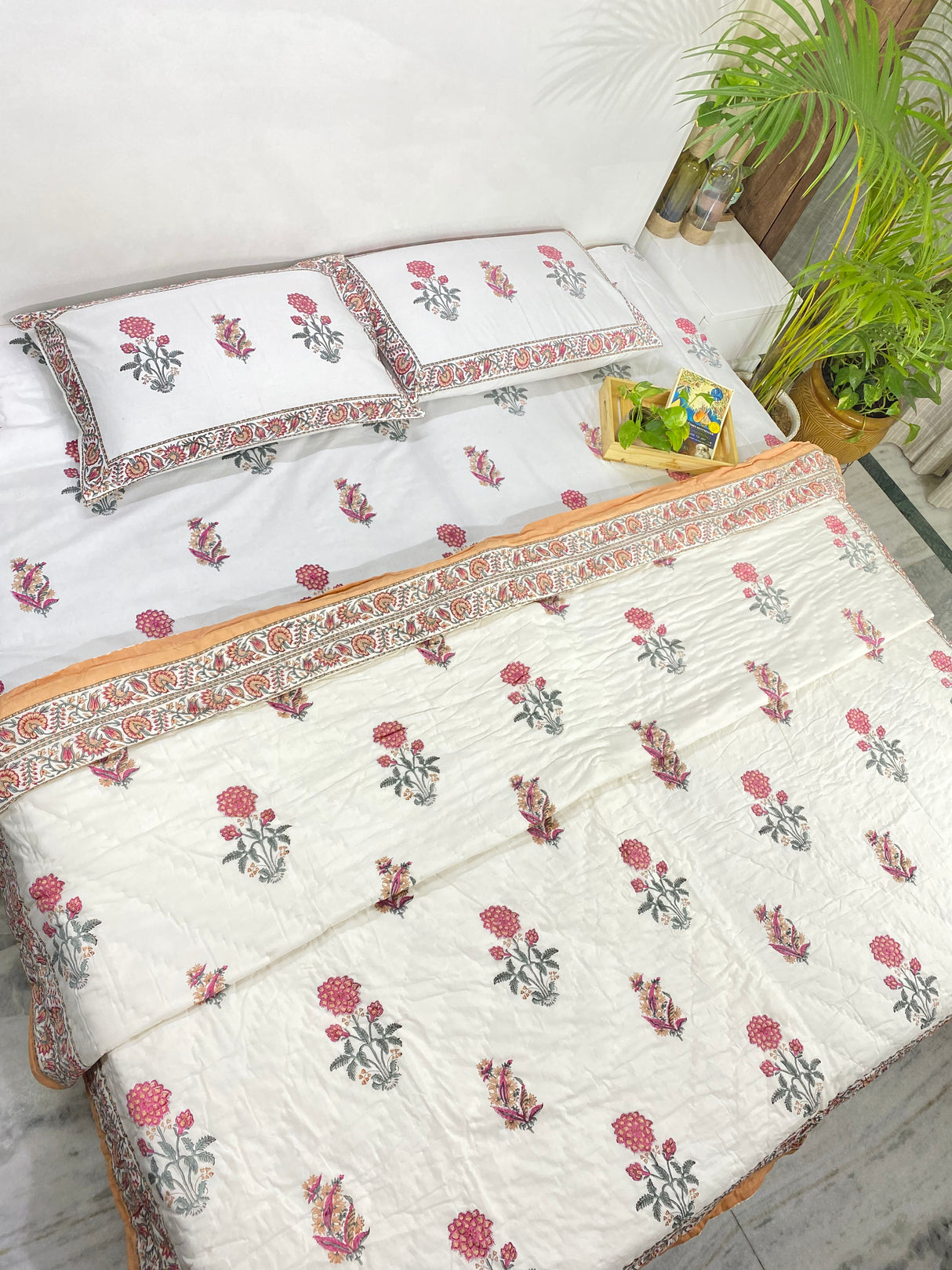 rose-floral-double-cotton-quilt-full-view