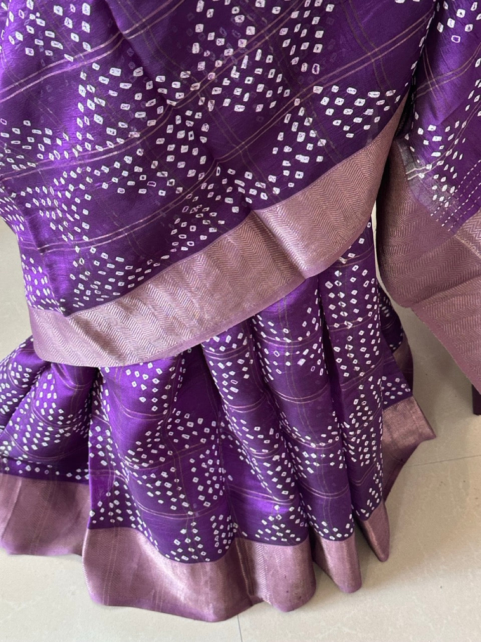 royal-amethyst-chanderi-silk-bandhani-saree