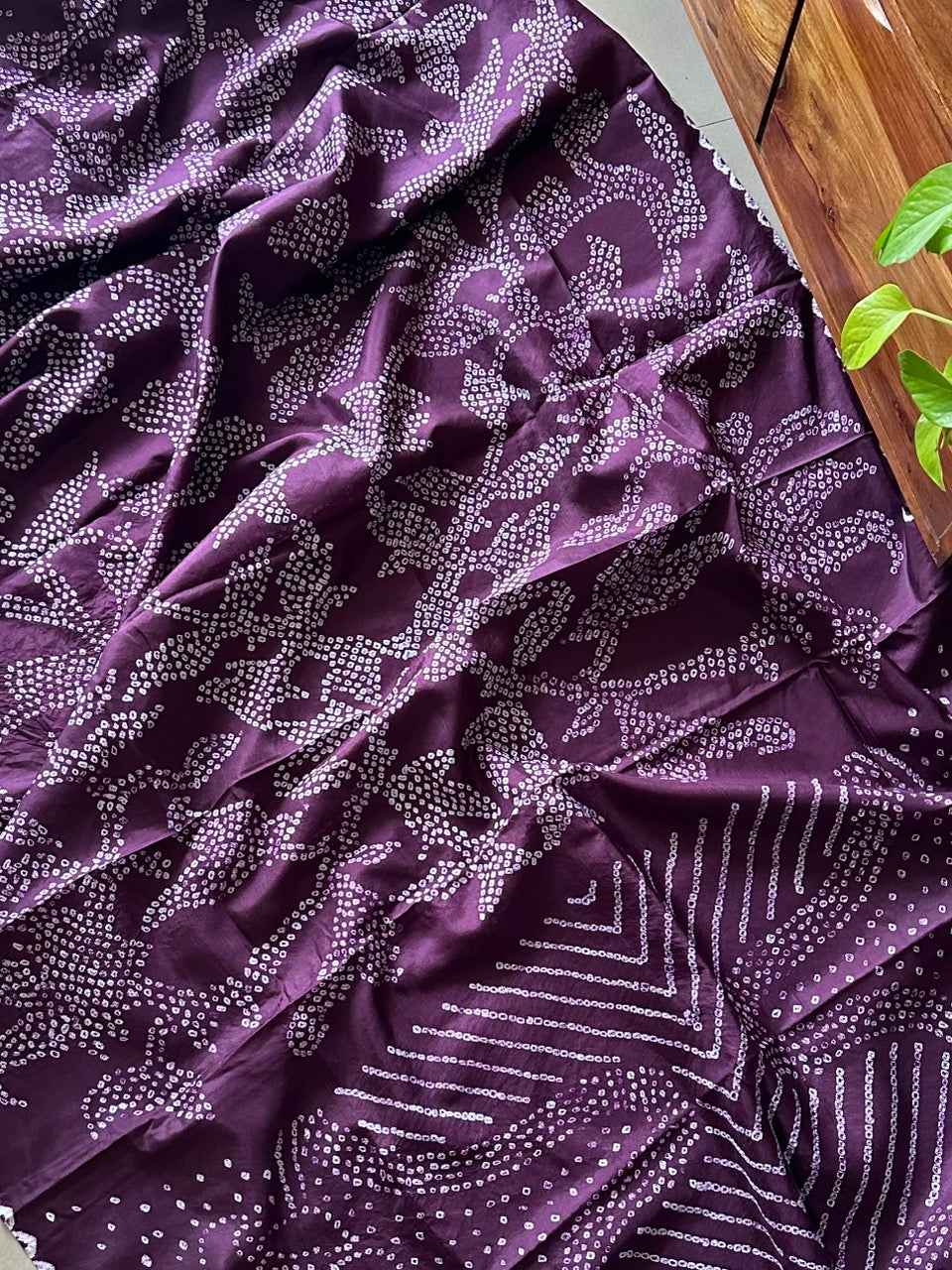 royal-dark-purple-orchid-mulberry-silk-bandhani-saree