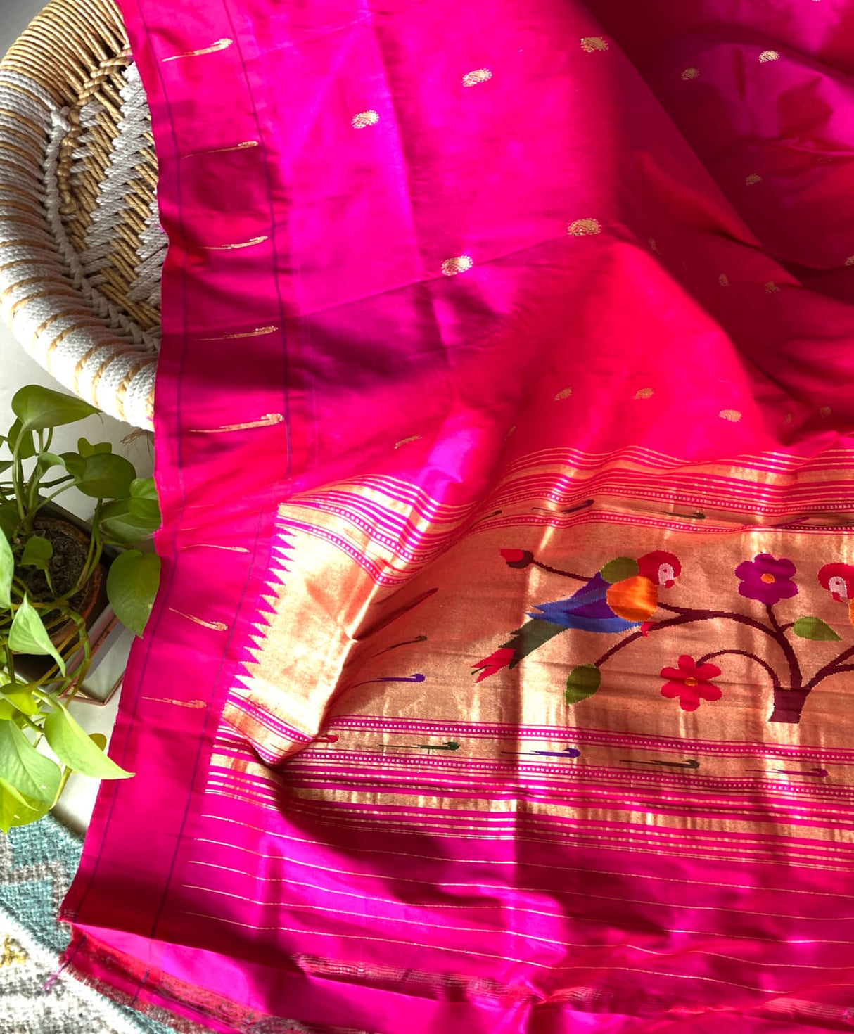 sculpted-grandeur-pure-paithani-silk-dupatta