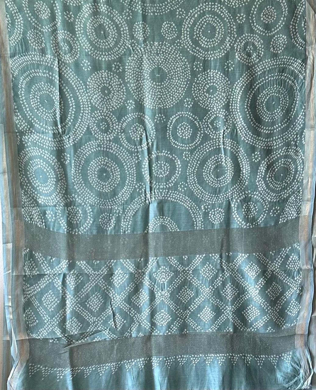 Sea Greenish Grey Chiniya Silk Circular Pattern Bandhani Saree