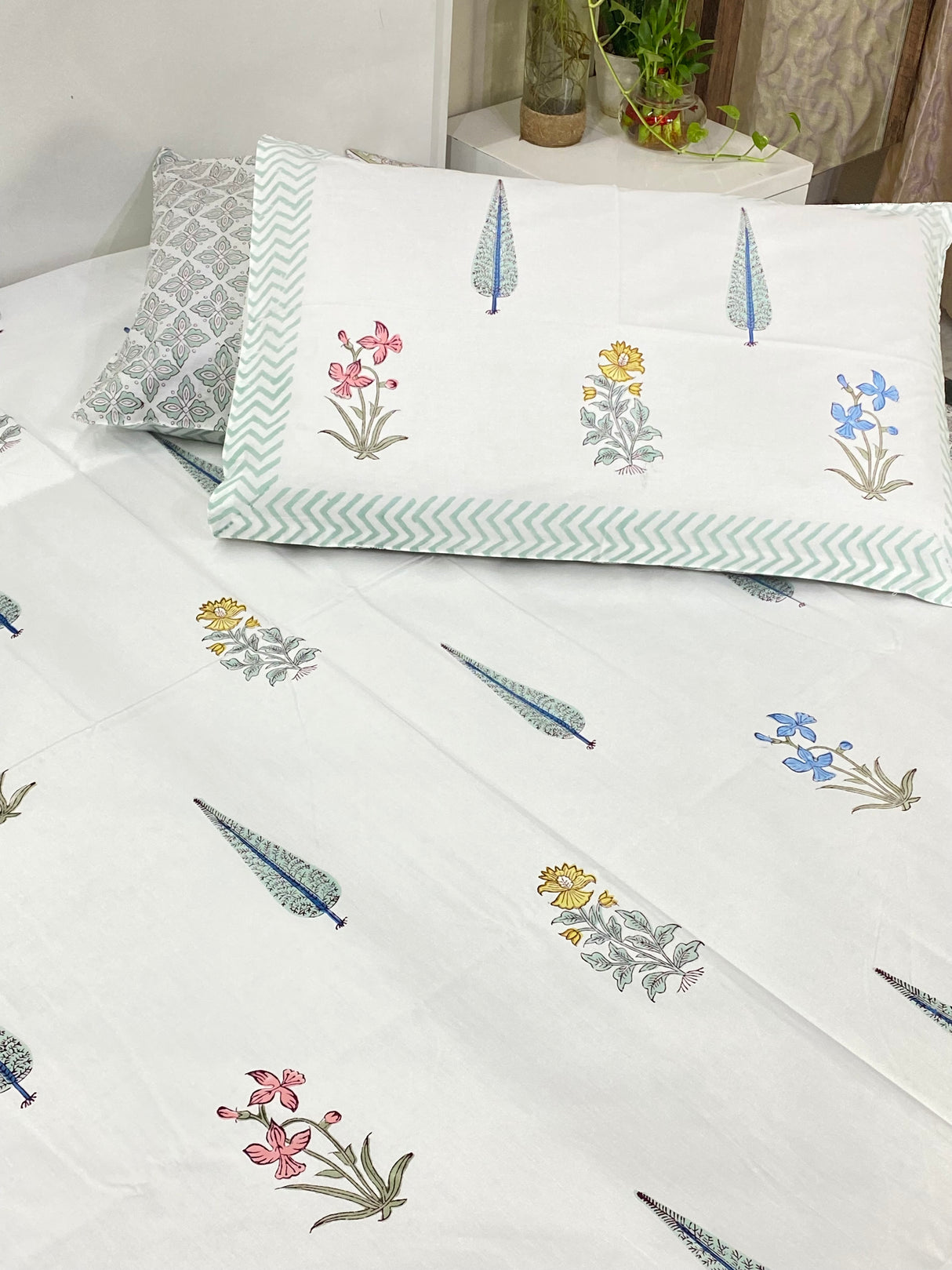 serene-cotton-blockprint-bedsheet