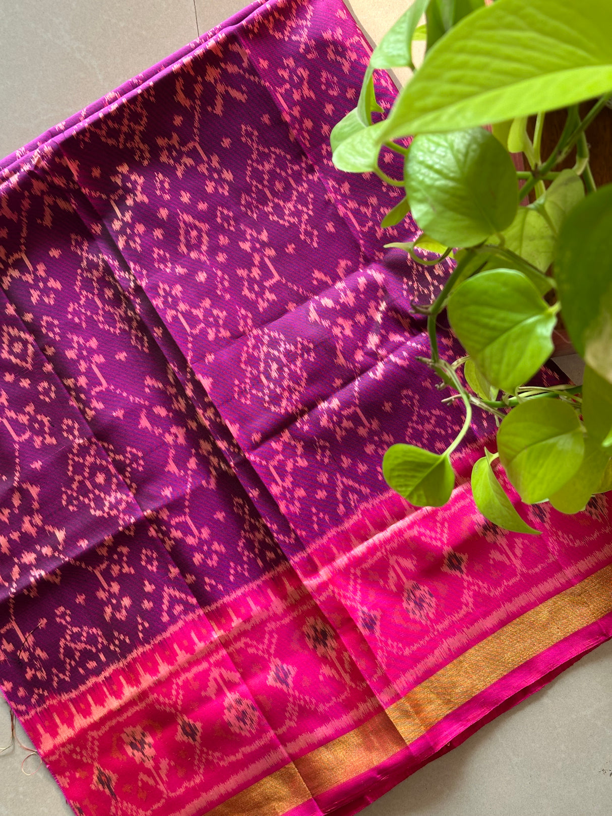 single-ikat-navratna-design-silk-blouse-fabric