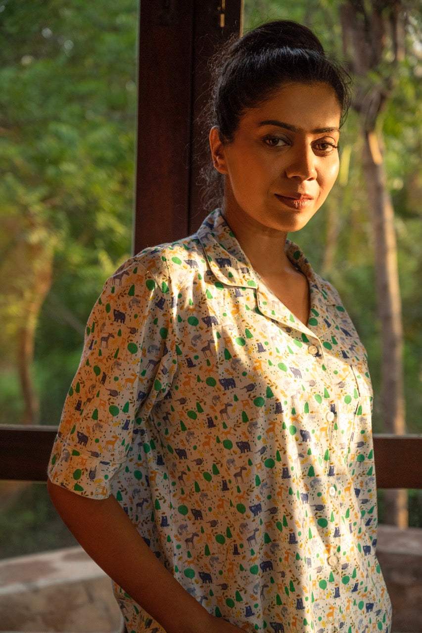 small-animal-theme-cotton-pajama-folded-view