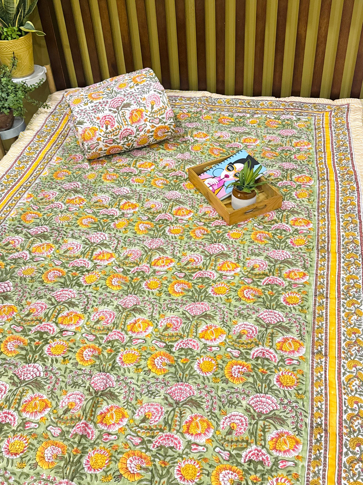 soft-cotton-mulmul-reversible-quilt