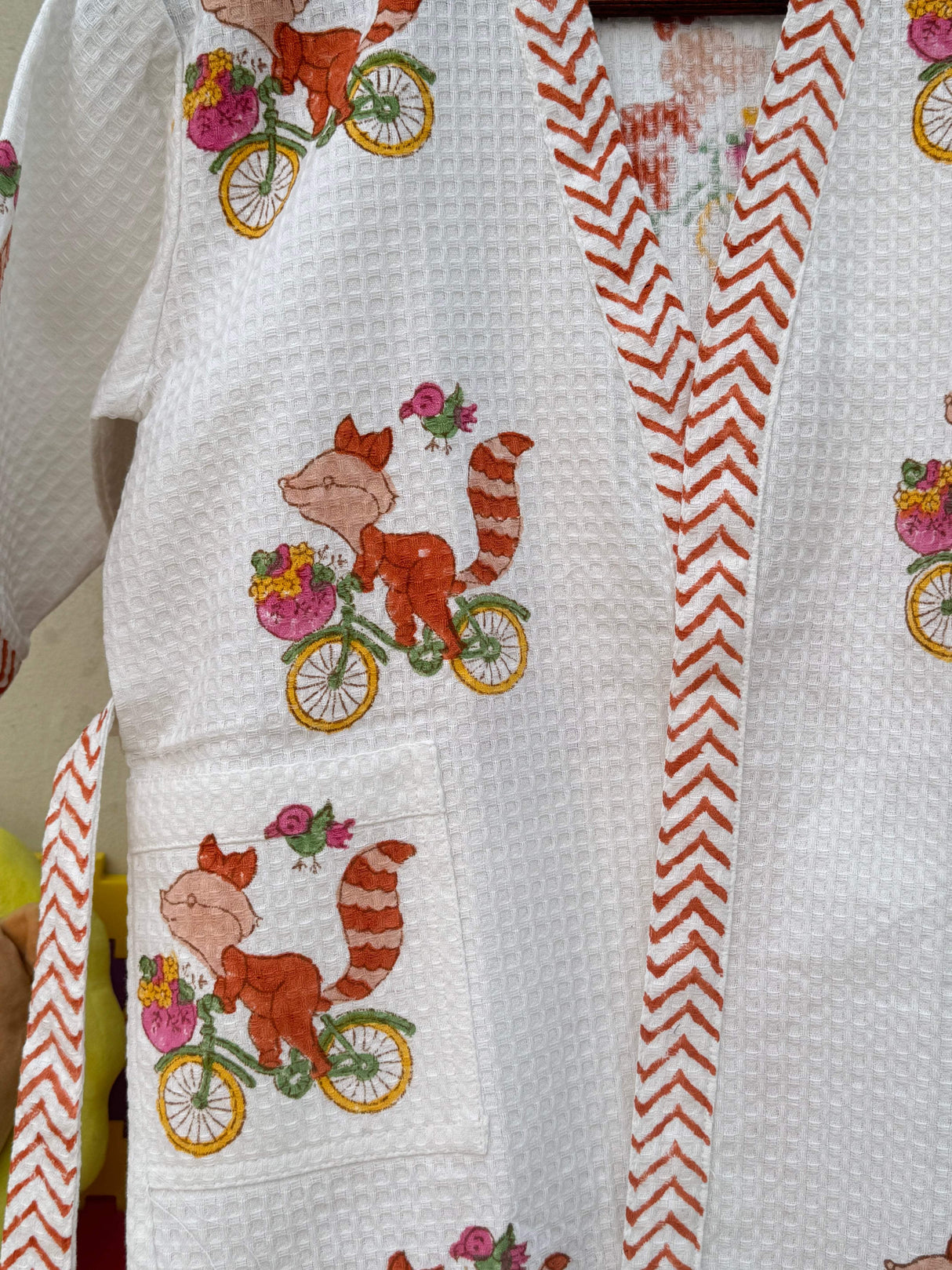 comfortable cotton waffle bathrobe for kids perfect for swimming and beach vacations, ships to Dubai, Kuwait