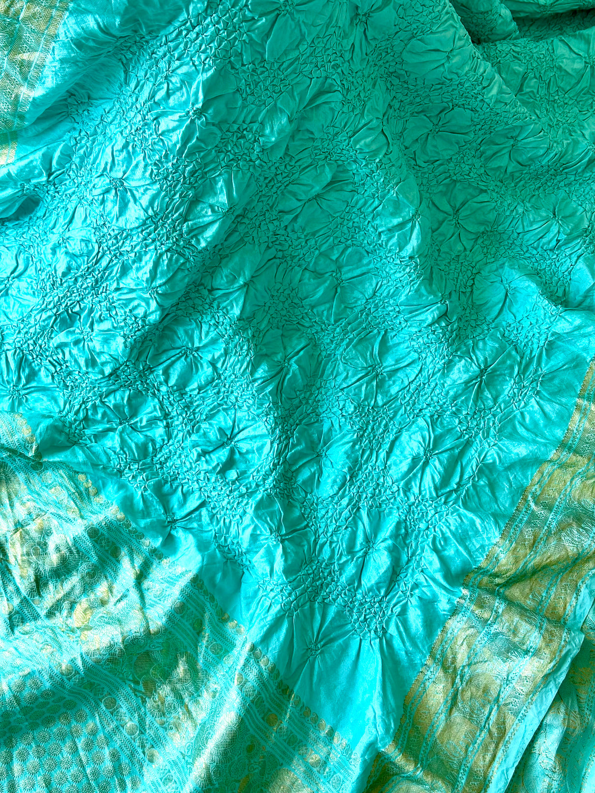 sovereign-bloom-bandhani-handloom-kanjivaram-silk-saree