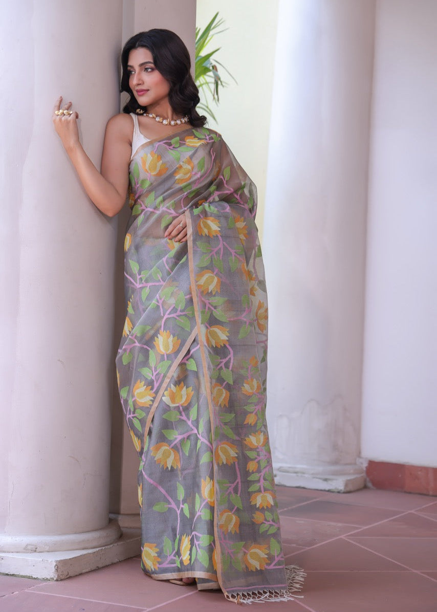 Sunehri Maati - Handloom Muslin Silk Saree with Jamdani weaving