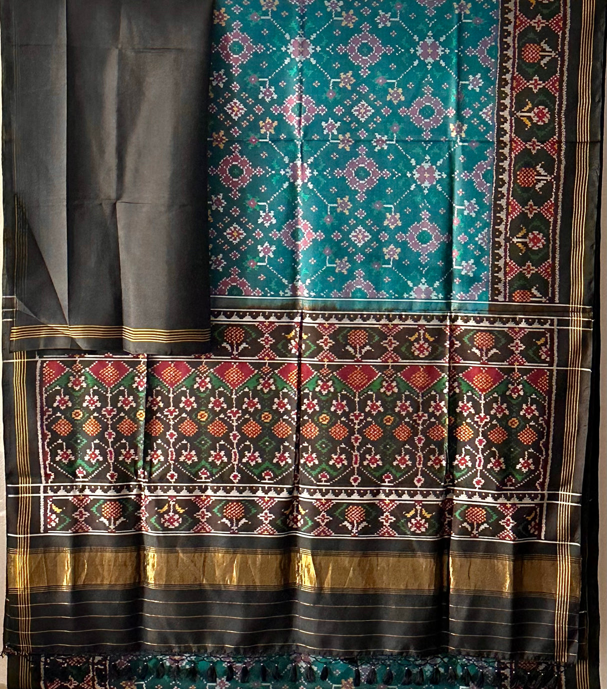 teal-handloom-mulberry-silk-saree