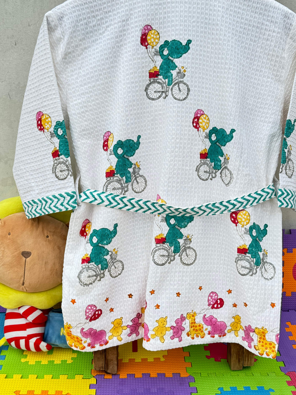 kids cotton waffle bathrobe with animal designs and name embroidery customization available for international resellers in Germany and New Zealand
