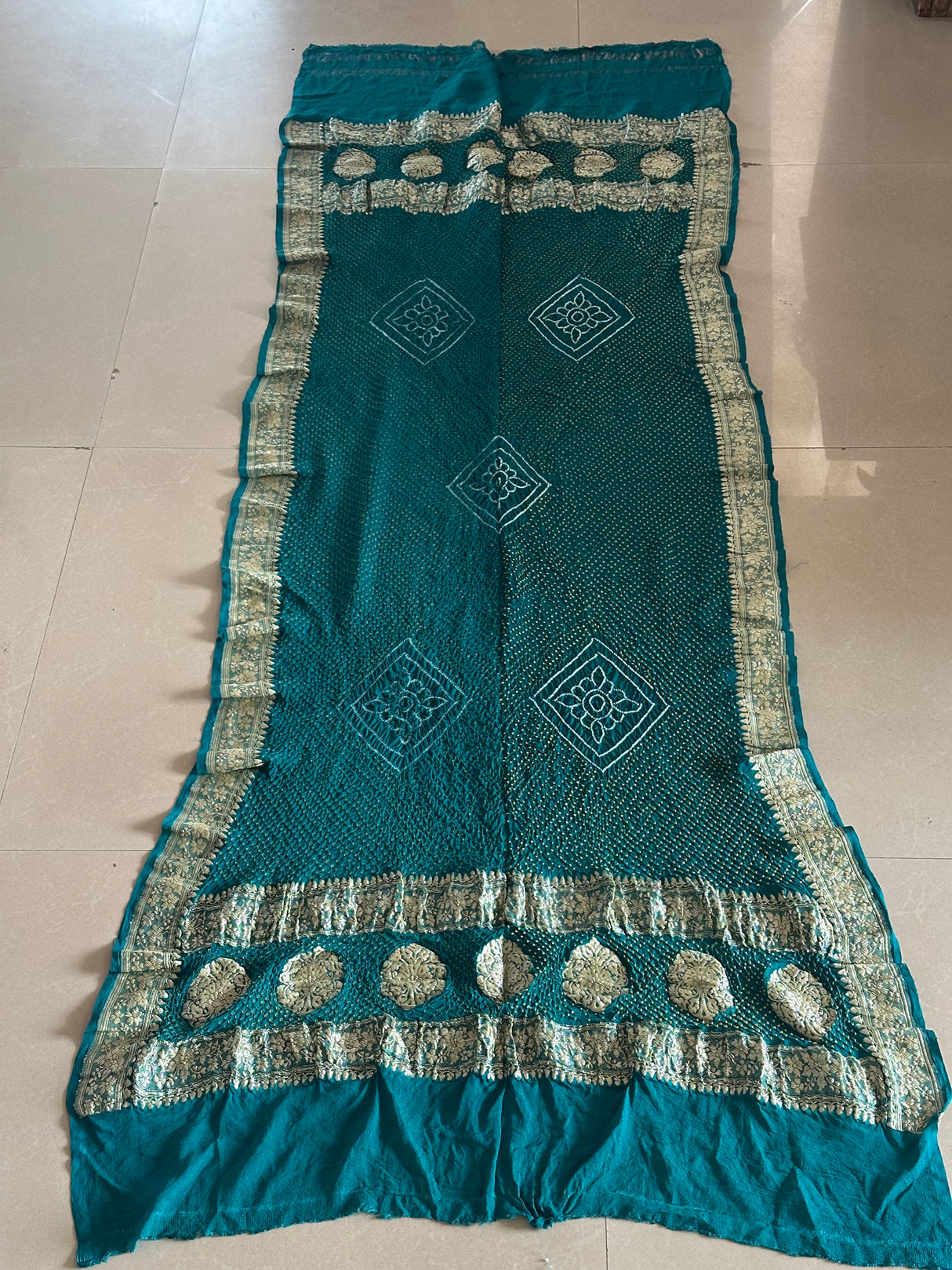 traditional-bandhani-turquoise-banarasi-georgette-dupatta