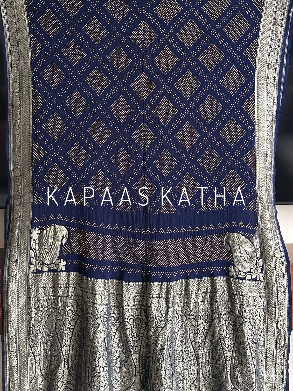 traditional-indigo-bandhani-saree