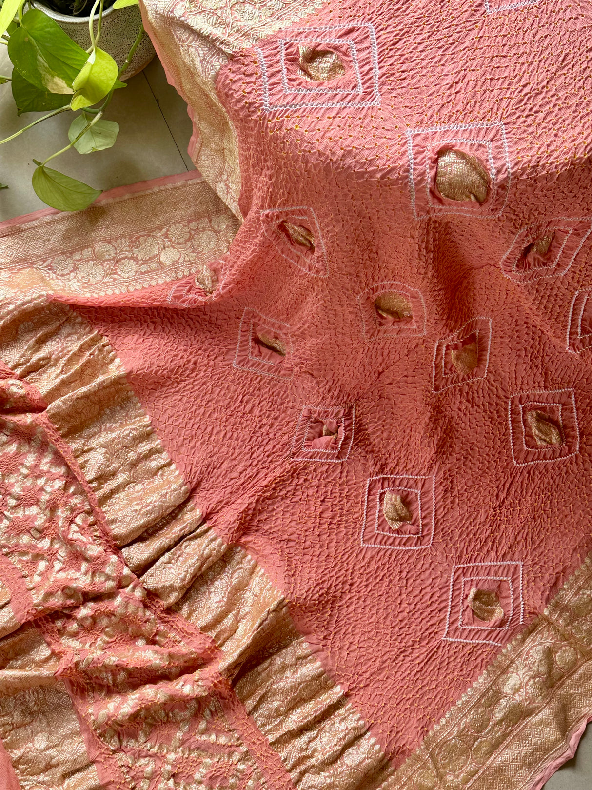 traditional-peach-bandhani-banarasi-georgette-dupatta