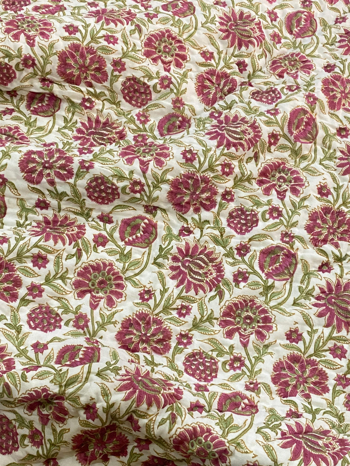 tree-theme-flower-king-cotton-quilt-overall-view