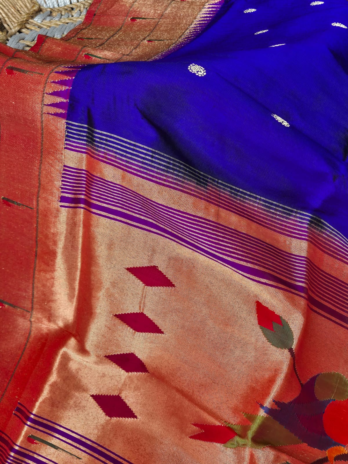 Handloom Triple Muniya Parrot Theme Deep Blue Violet Silk Paithani Dupatta