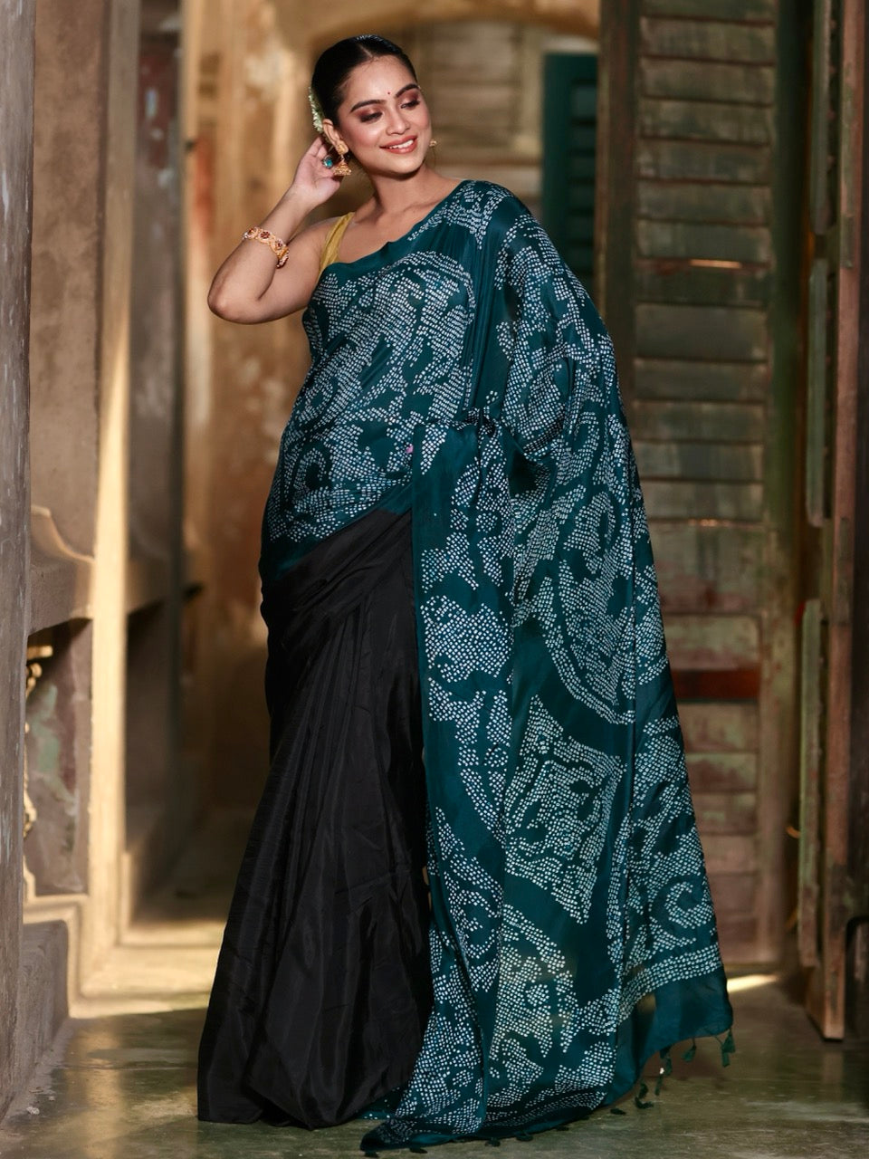 very-smart-and-stylish-habotai-silk-bandhani-saree-in-black-and-teal