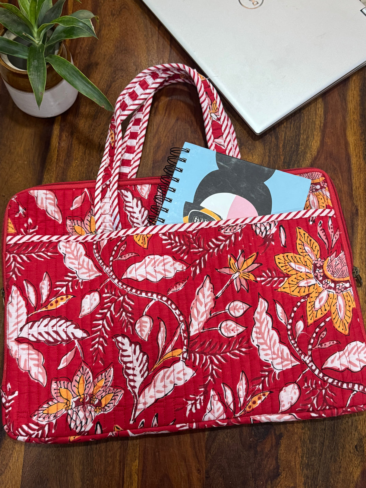vibrant-floral-quilted-laptop-sleeve-with-handle