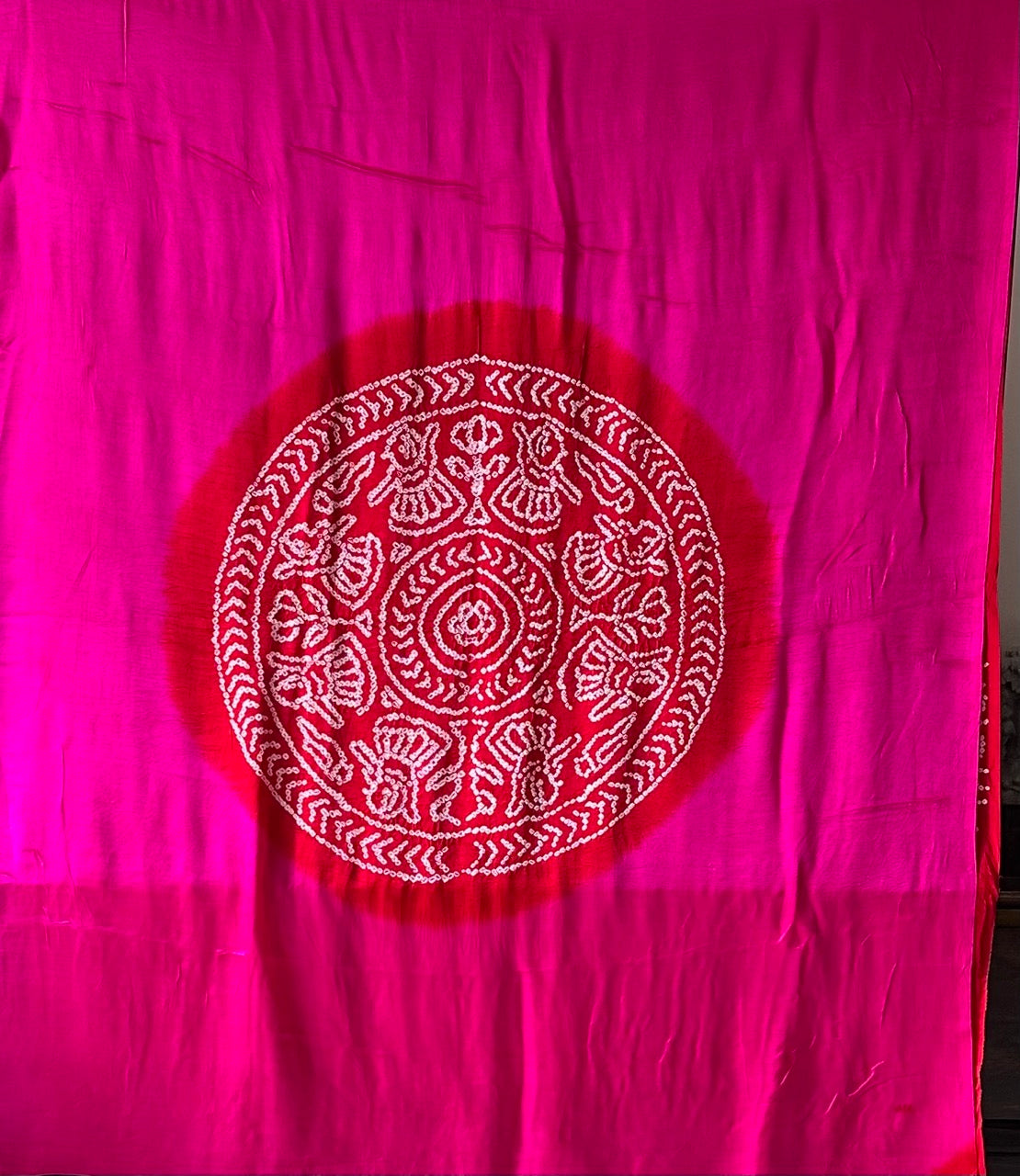 Vibrant Pink and Red Circular Theme Pure Gajji Silk Bandhani Saree