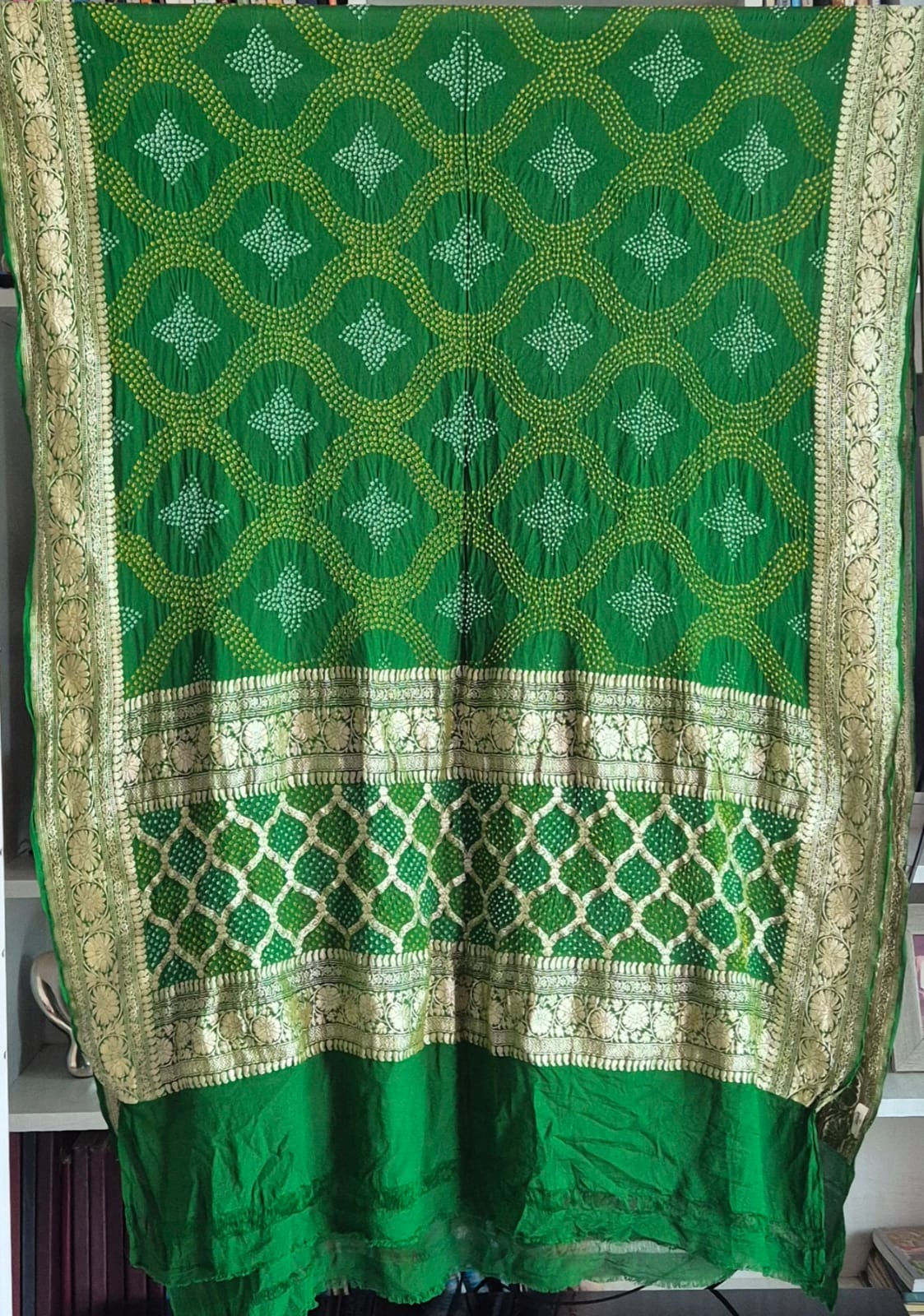 vrindavan-vriksha-green-very-exclusive-pure-banarsi-georgette-bandhani-dupatta