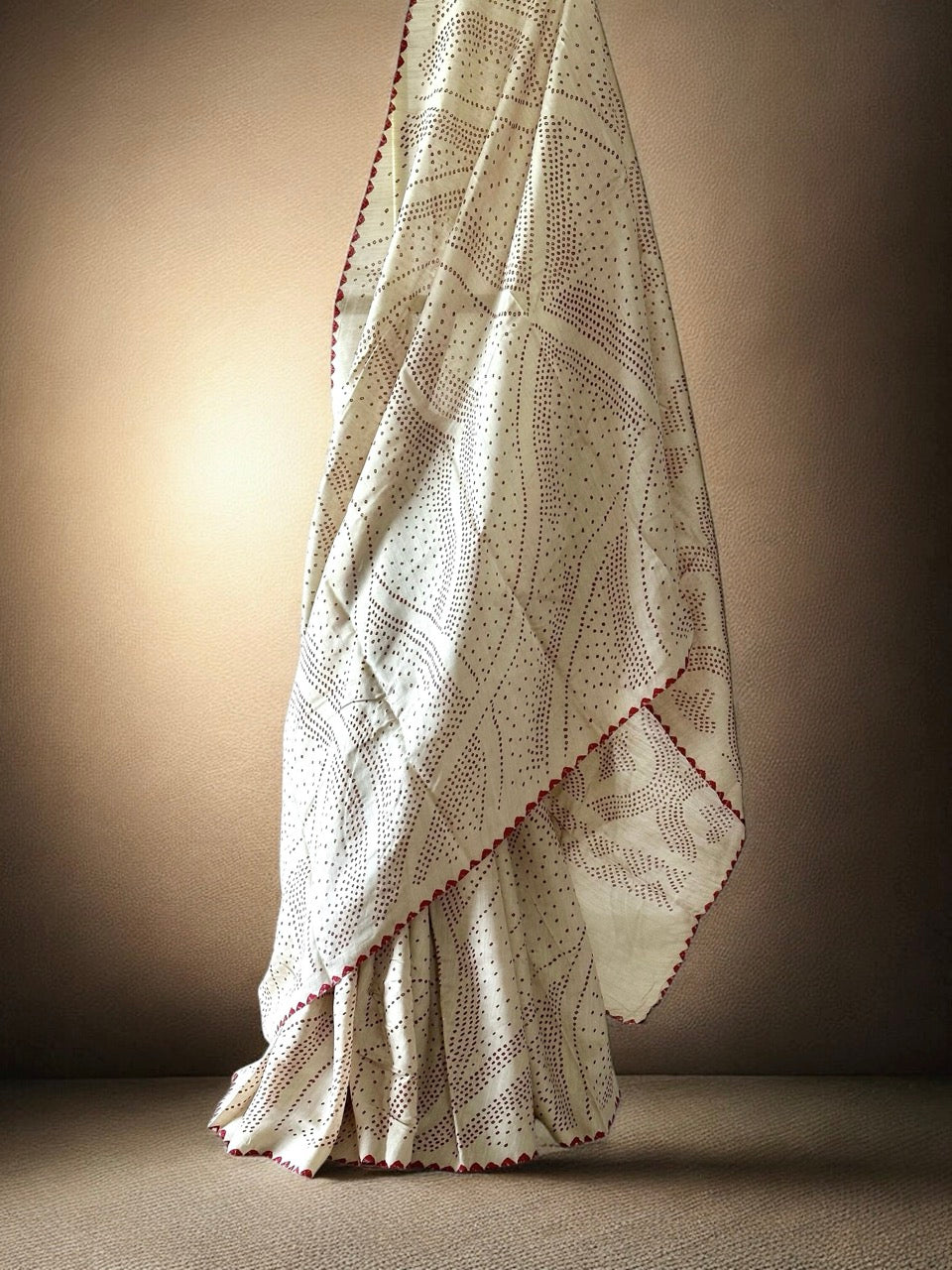 whispered-echo-munga-silk-bandhani-saree-with-red-bandhej