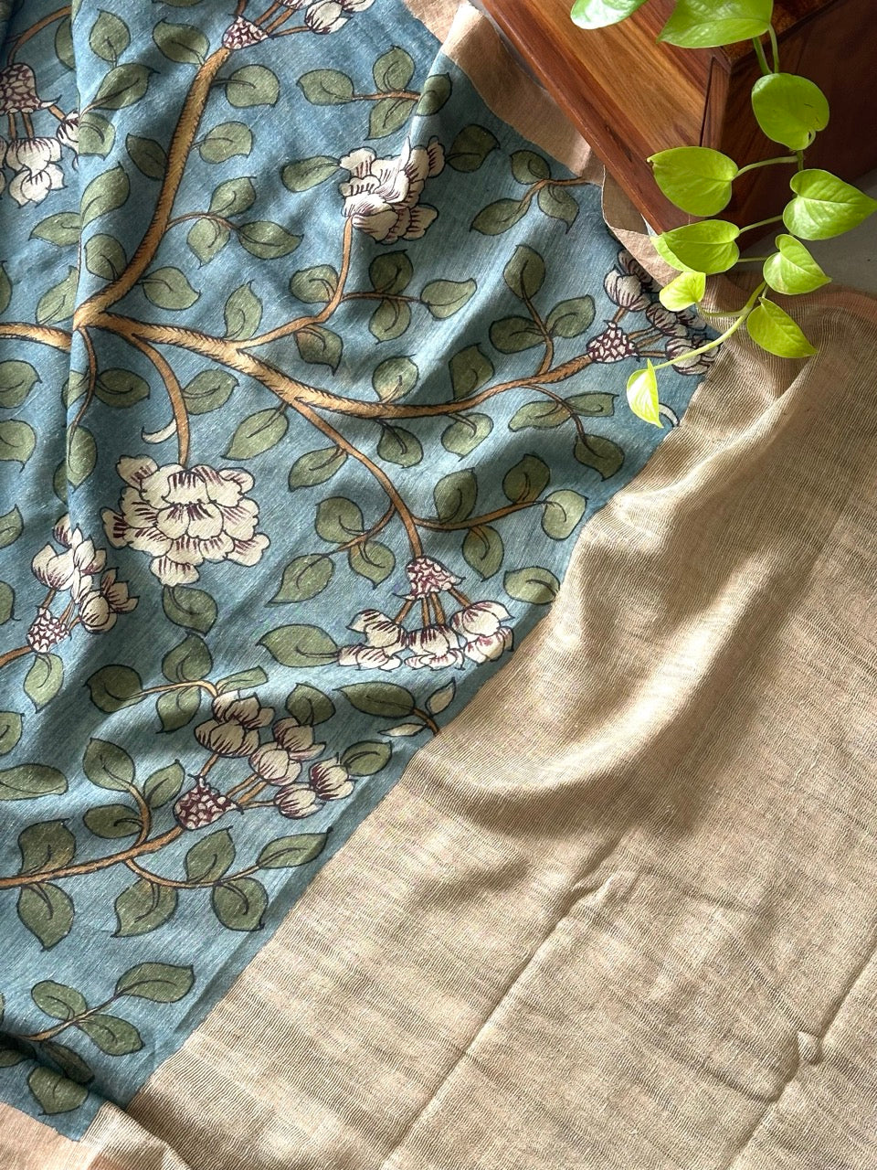 whispers-of-jasmine-handloom-matka-silk-floral-kalamkari-saree