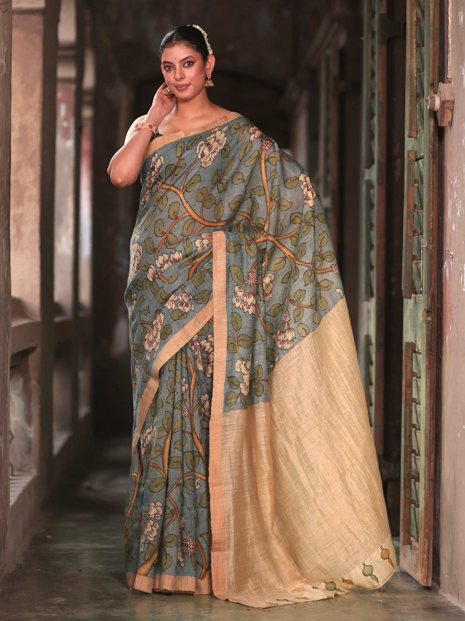 whispers-of-jasmine-handloom-matka-silk-floral-kalamkari-saree