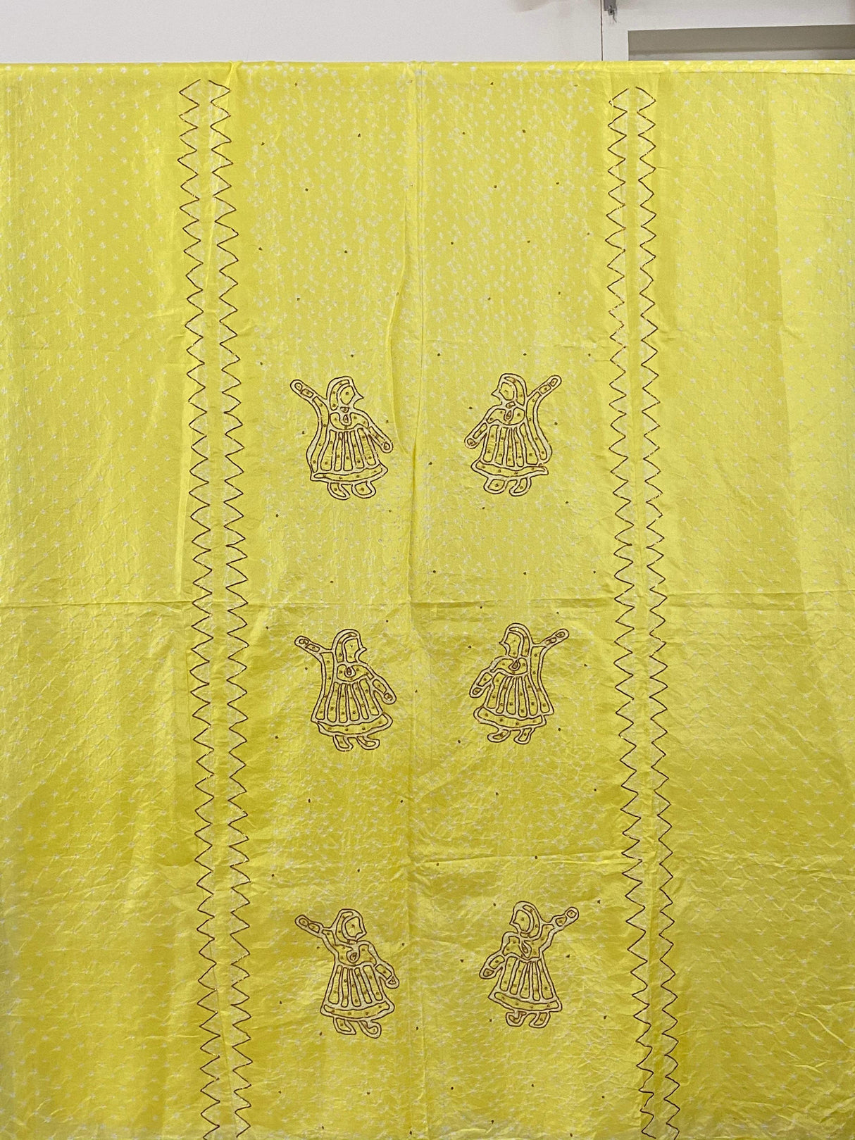 Yellow Pure silk bandhani kurta fabric with Embroidery