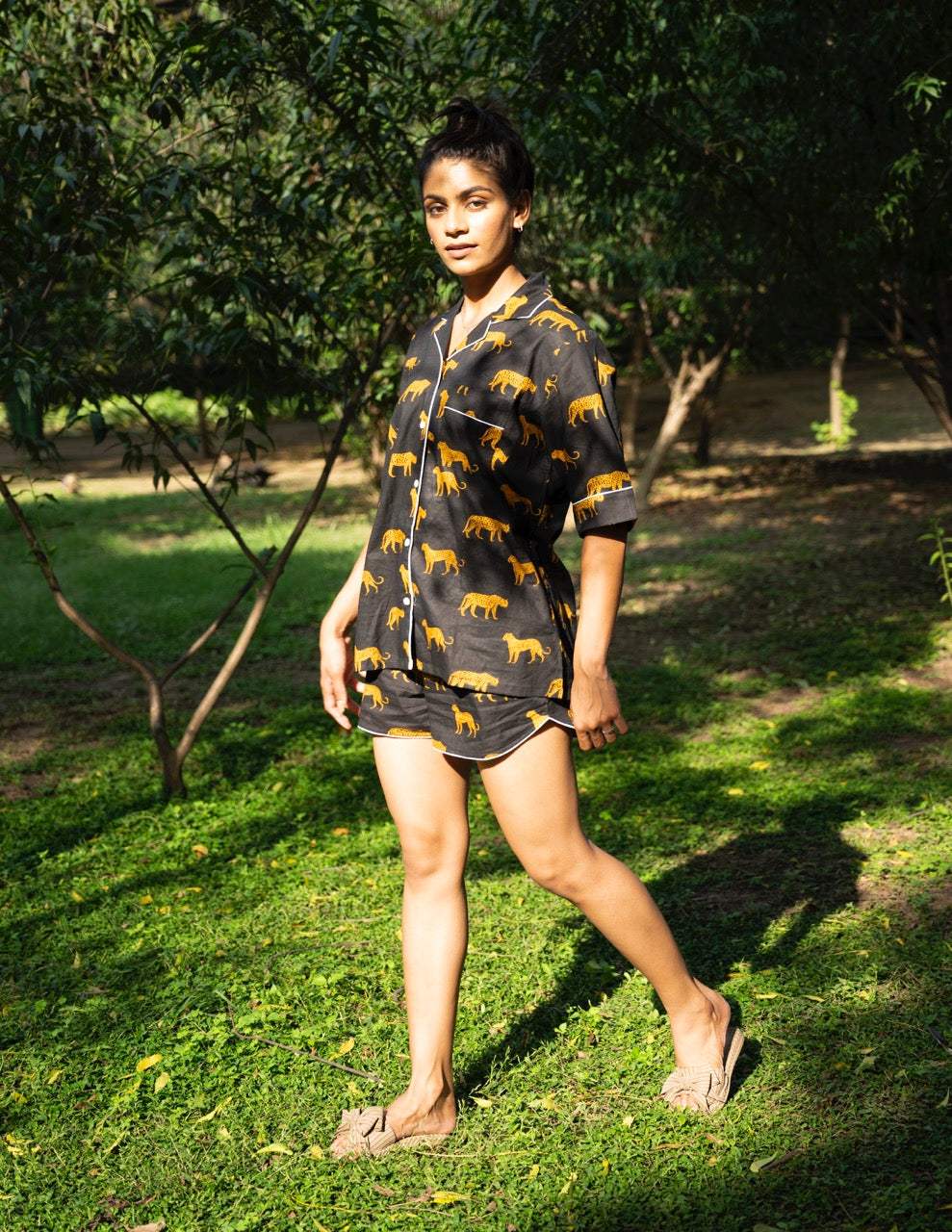 black-cotton-printed-night-suit-bottom-view