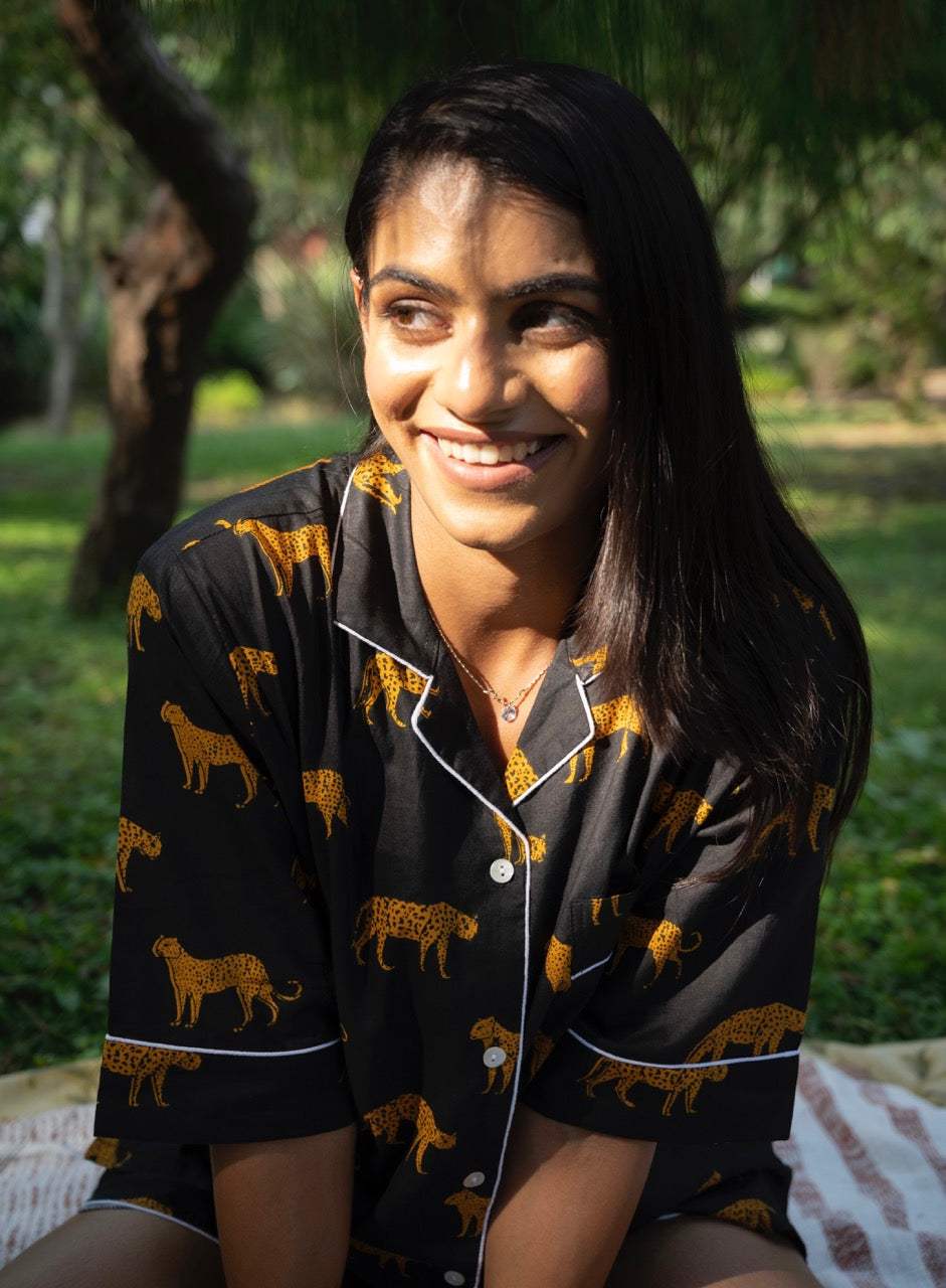 black-cotton-printed-night-suit-close-up