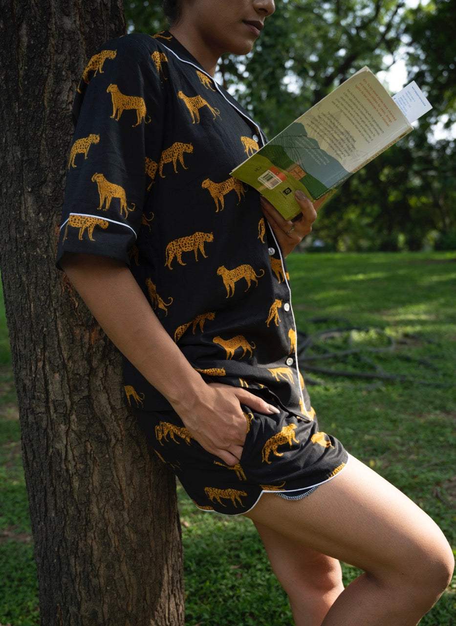 black-cotton-printed-night-suit-middle-view