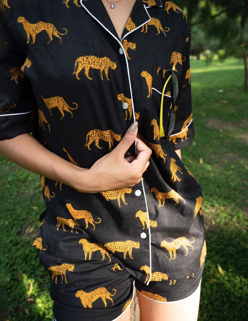 black-cotton-printed-night-suit-stitching-view