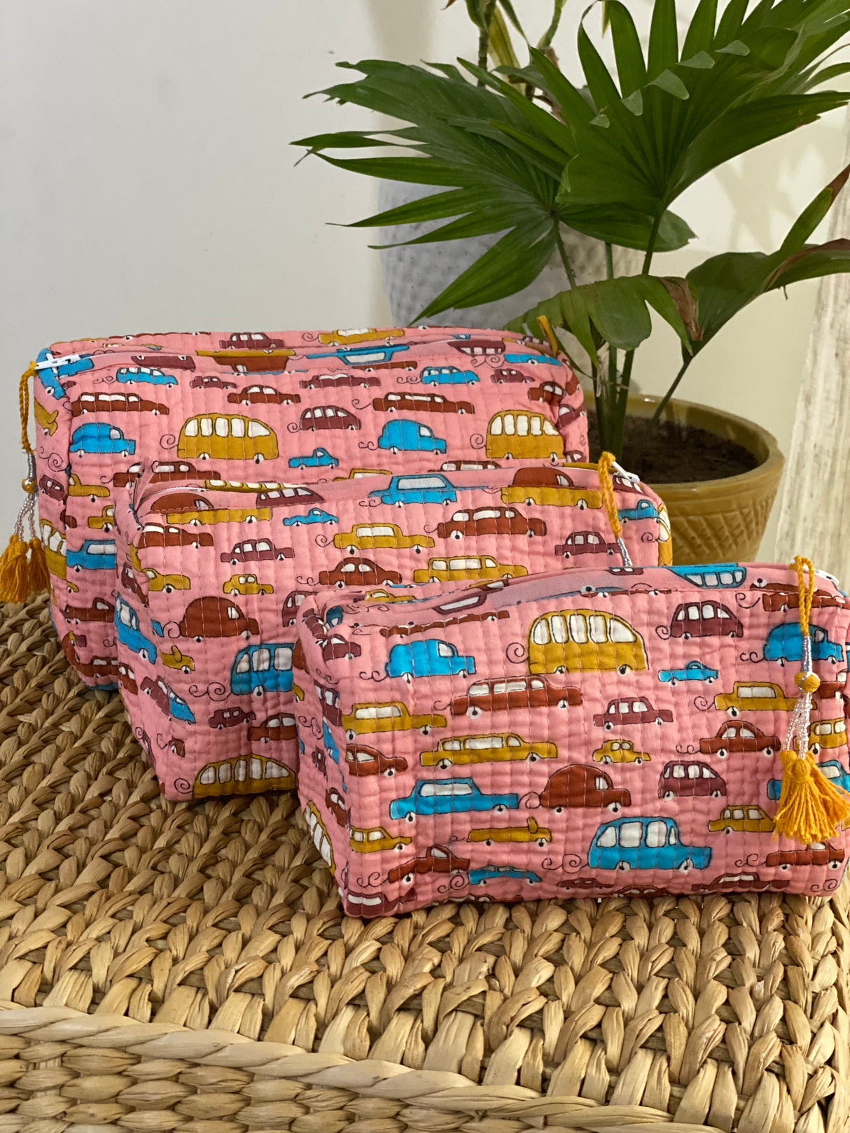 Set of 3 Multipurpose Pouch (large, medium and small)