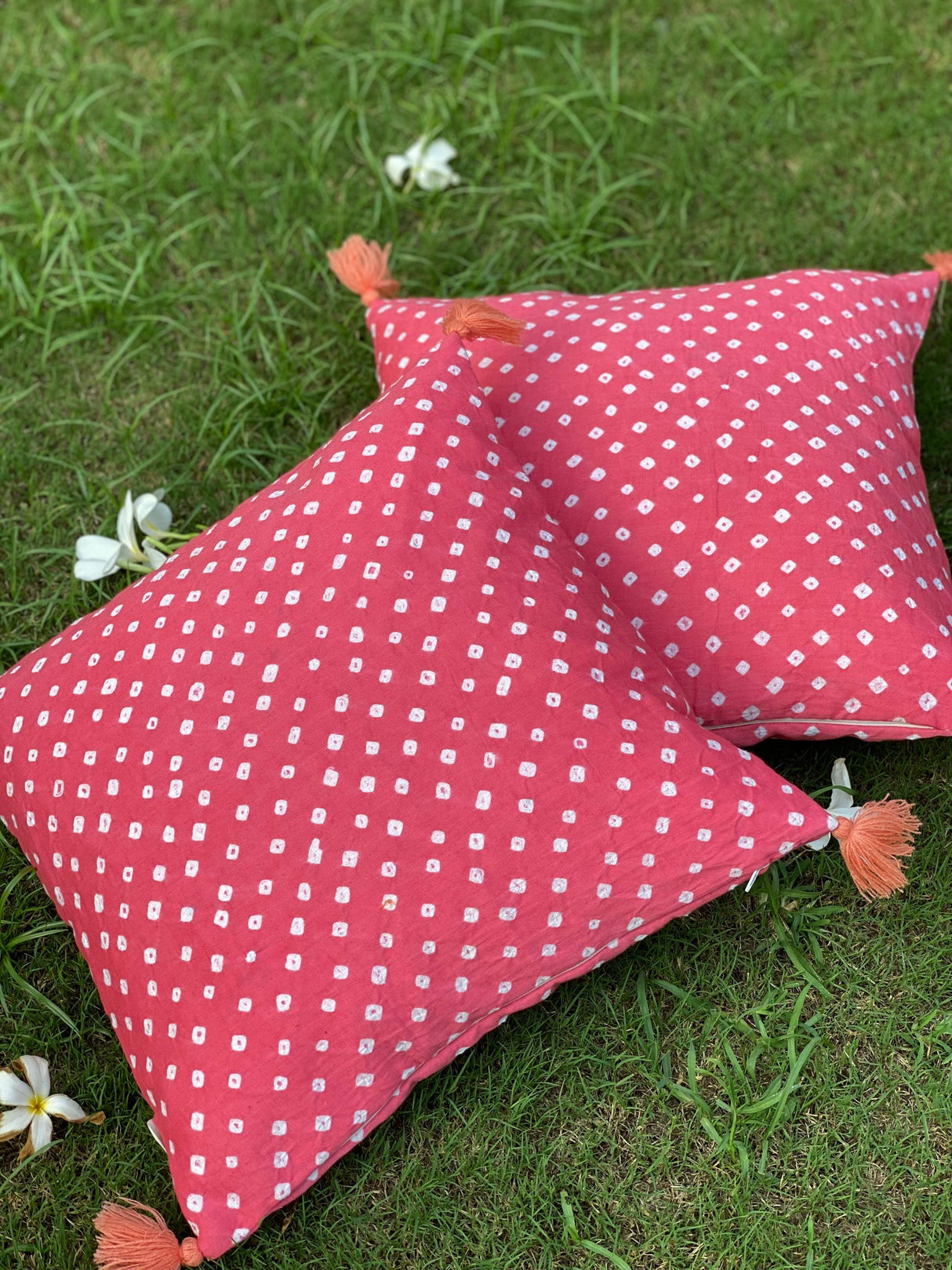Peach Bandhani Cotton 2 Cushion Cover Set- 16*16 inches