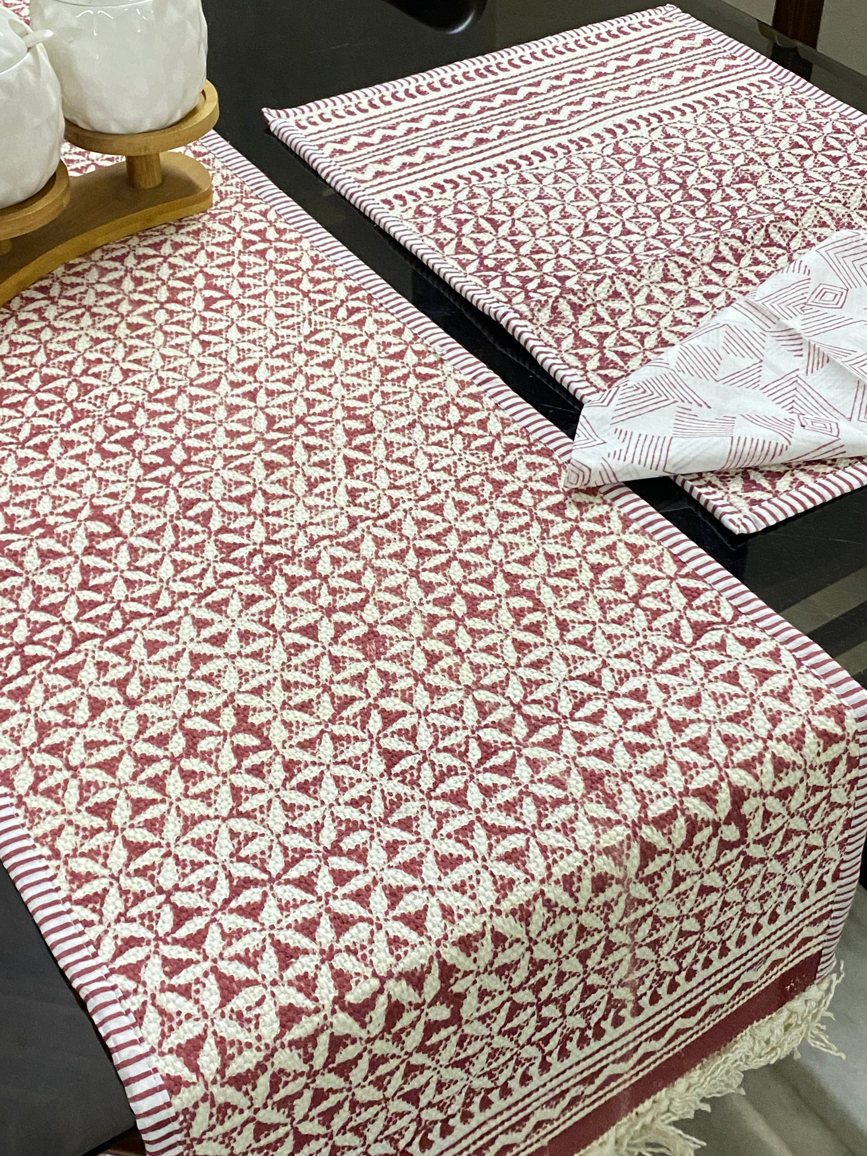Kilim Table Runner, Mat & Napkin Set- 6 Seater