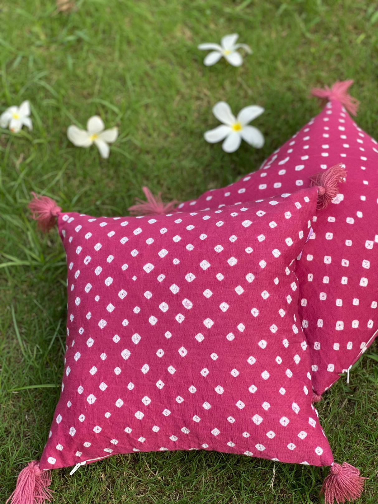 Pink (Shade 3) Bandhani Cotton 2 Cushion Cover Set- 12*12 inches