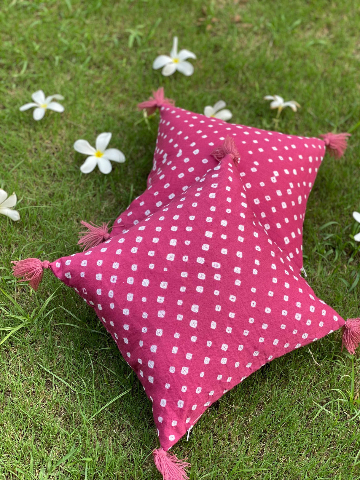 Pink (Shade 3) Bandhani Cotton 2 Cushion Cover Set- 12*12 inches