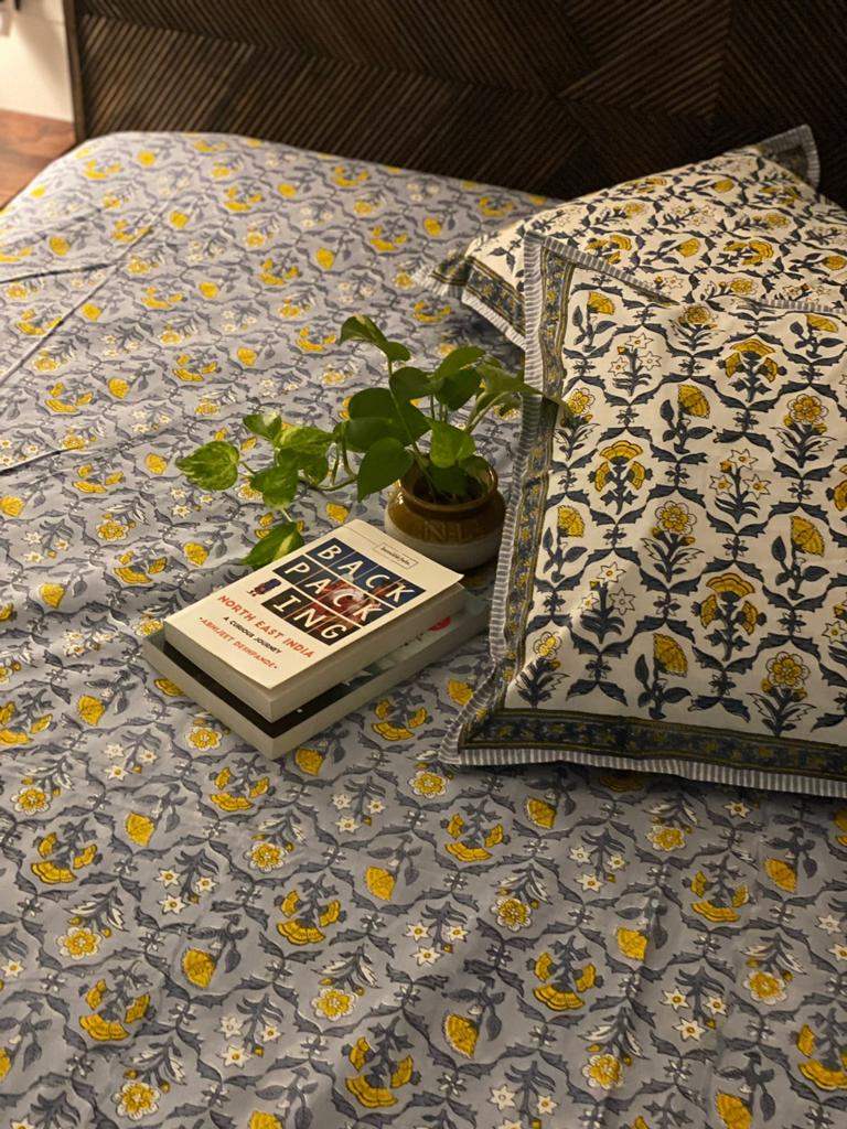 Yellow Floral Print Bedsheet & Dohar Set on Grey Base