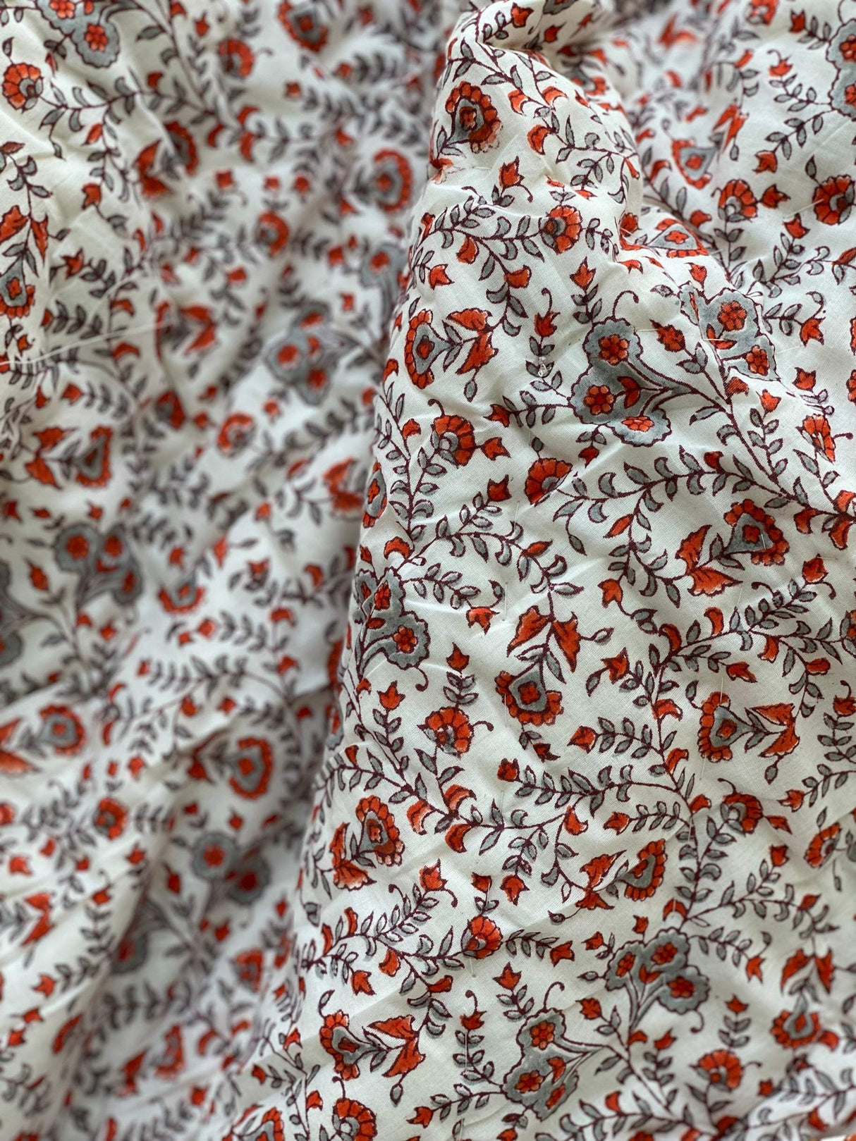 orange-flower-king-cotton-quilt-complete-view