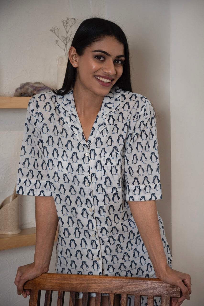 penguin-cotton-night-suit-close-up