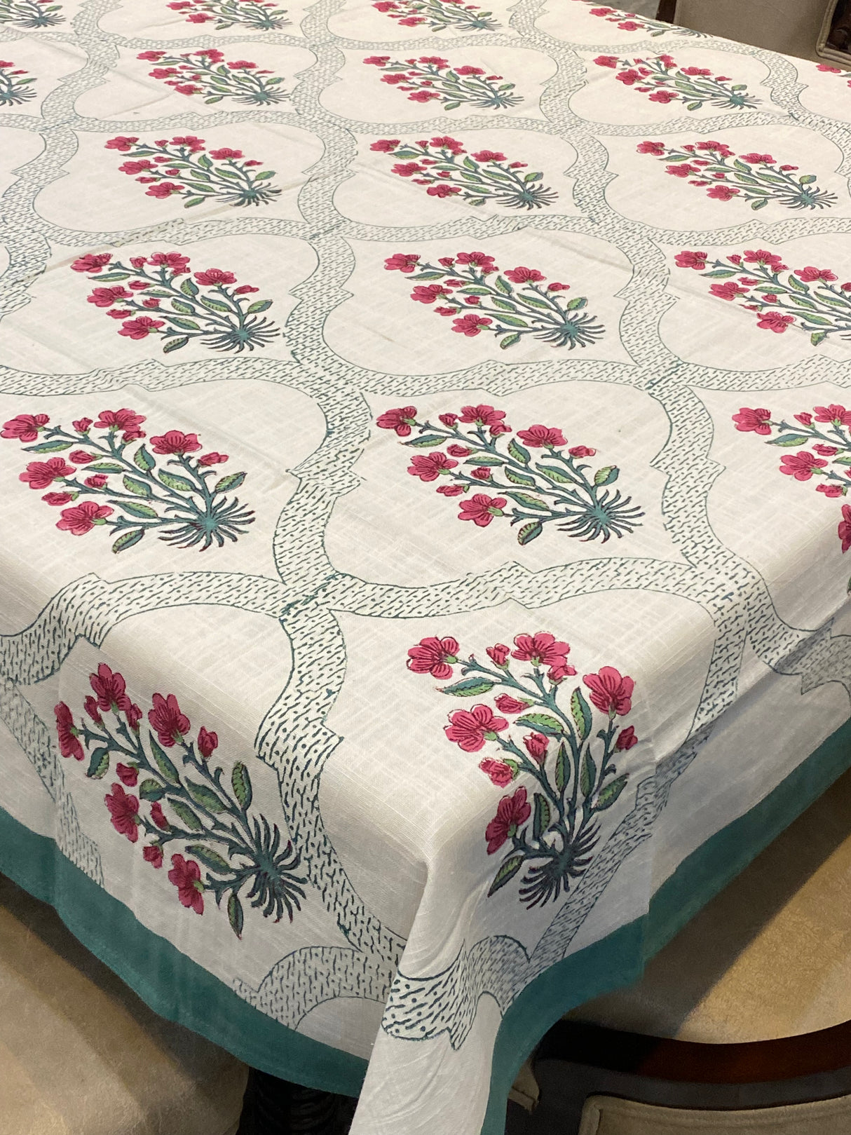pink-green-floral-theme-table-cloth-4-seater-side-view