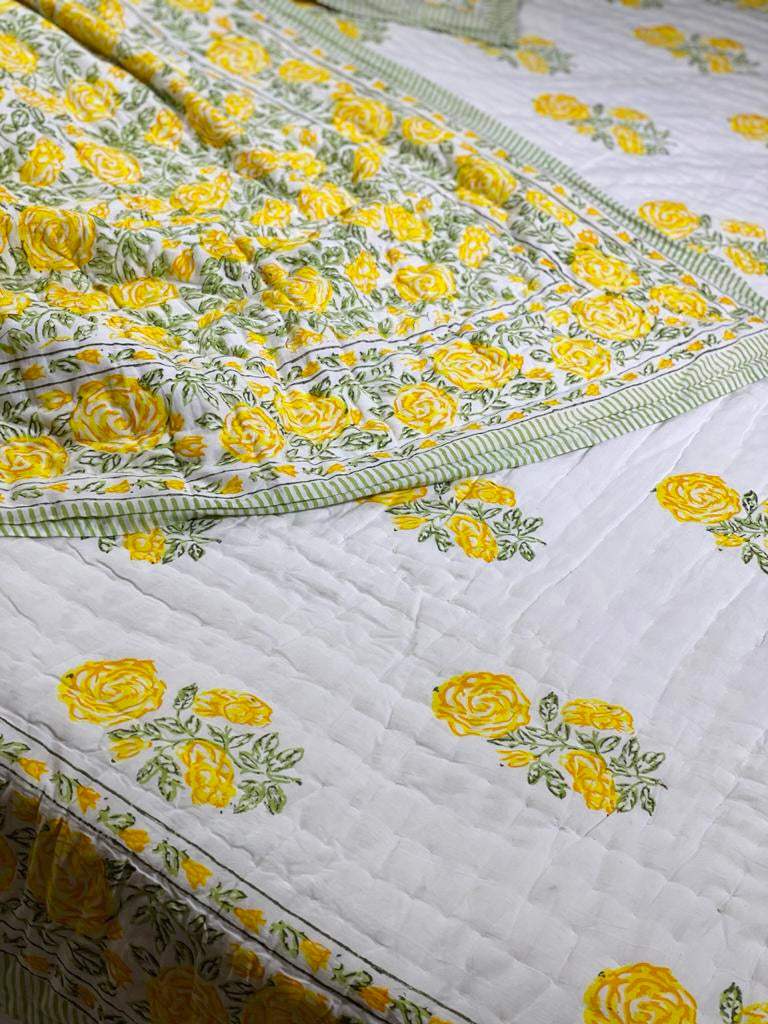 yellow-rose-king-cotton-quilt-side-view